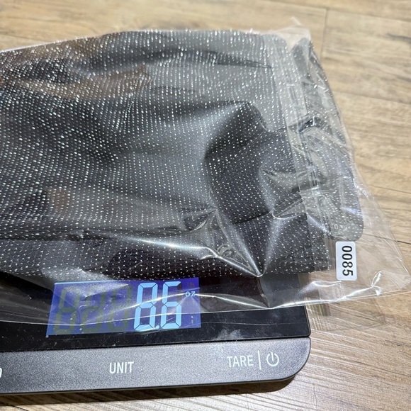 NWOT Boohoo Silver Glitter Wide Leg Pants Size 8, Metallised Fibre Pants - Picture 13 of 13